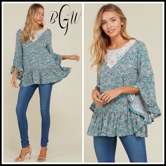 🆕5⭐️Floral Layered Ruffle Sleeve Tunic - Picture 1 of 8